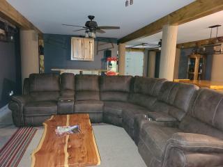A Birds Eye View Cabin Rentals - Logan - 1