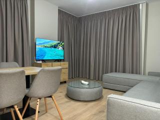 JAcuzzi Style Apartments - Sarandë - 7
