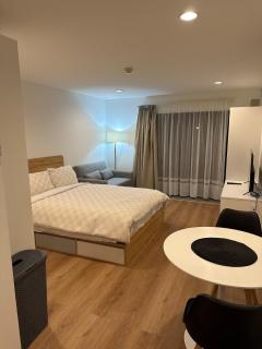 Stylish Studio in Ellerslie - 8