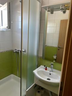 Apartments Tina - Brist - 1