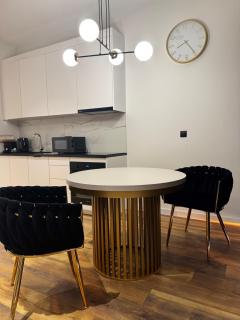 Towarowa Towers LUXE HEIGHTS - Warsaw - 1