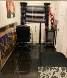 Amazing studio room in a beautiful house - 2