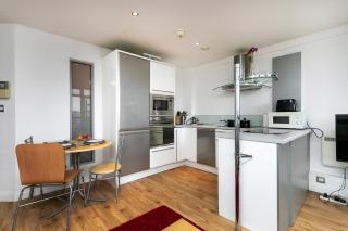 City Centre Apartmentt with balcony - 6