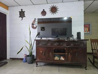 New House in Ciudad Merliot - 4