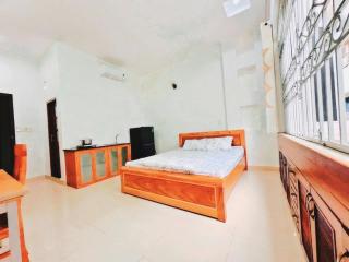 B-House - 8