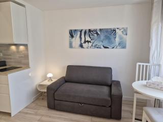 Studio à Bagneux PS2-4 avec terrasse privée, parking et climatisation payants - 0