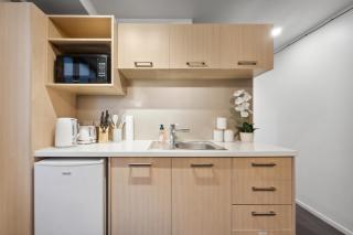 Cityscape on White - Auckland Central Studio - Auckland - 4
