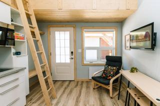 Adventure Knap Shack - Nordegg - 1