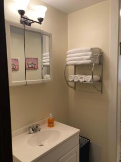 Modern North Conway Getaway - 8