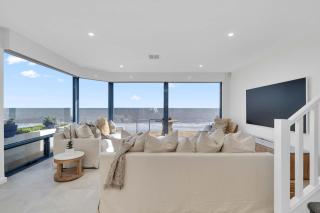 Lux Escape on Esplanade by Host Solutions - Somerton Park - 2