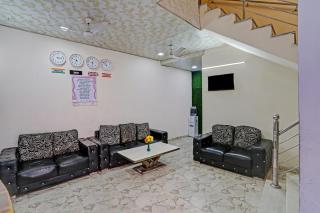 Hotel O Raas Near Hira Sweet - Neu-Delhi - 4