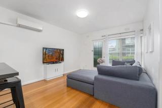 Hawthorn's Hidden Gem With Free WiFi & Carparking - Melbourne - 3