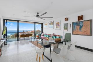 Bright Tamarama 2-Bed Apartment with Balcony Views - 3