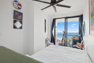 Bright Tamarama 2-Bed Apartment with Balcony Views - 1