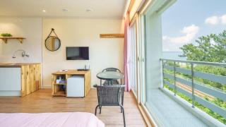 Gangneng badapunggeong Pension - 8