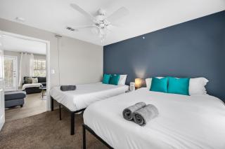3BR Luxe Oasis near Downtown, Pool, Gym, Bball Crt - Austin - 8