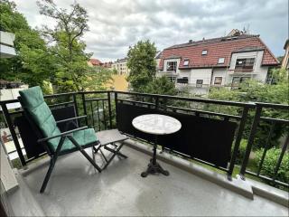 Quiet Retreat with Balcony in the Centre of Munich - 0