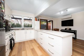 Bank House Port Melbourne - 8