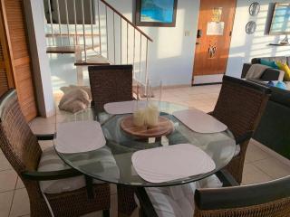 Beautiful Beach Front Penthouse w Rooftop Terrace - 4
