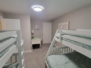 West-Side Retreat - Sioux Falls - 2