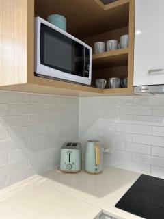 Location, location, location - spacious apartment - Brisbane - 4