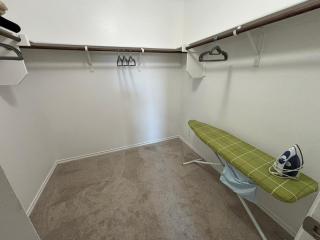 Modern & Comfy 4-Bedroom Home with King Bed, Workspace, & Fast Wi-Fi - Princeton - 3