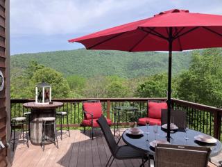 Hunny Tree Hive Hot tub Fire pit Grill Goats - 5