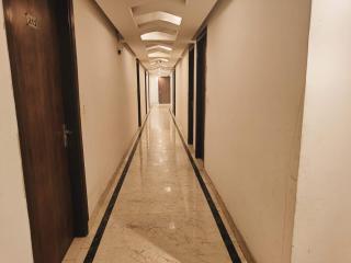 Hotel TEJ PALACE NEAR IGI AIRPORT - 3
