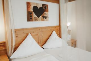 Landgasthof & Hotel zur Rose Berg - Ehingen - 8