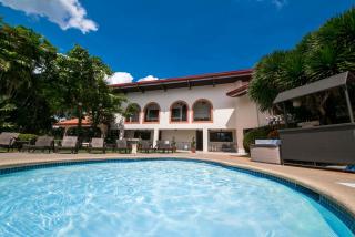 Montebello Villa Hotel - 6