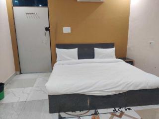 Hotel O Aashirwad Banquet And Restaurant - Lucknow - 1