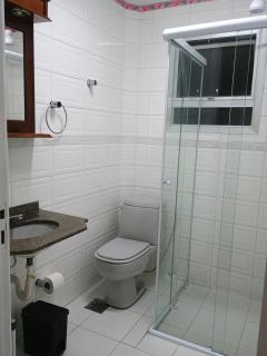 Apartamento Guarujá 5 minutos da praia do Canto Tortuga com Wi-fi prox ao restaurante Rufino's - Guarujá - 5