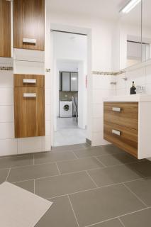 LETA Homes - Komfortables Gästehaus - eigene Parkplätze & Traumterrasse - 6