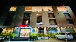 THE CLAN HOTEL - VIJAY NAGAR Indore - Indore - 9