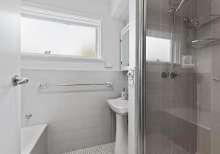 Charming 2 bed in the Heart of Camberwell - Melbourne - 8
