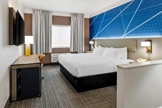 Comfort Suites Clackamas - 3