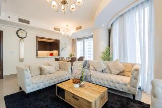 Prime Location 2BR in Downtown Dubai, Fountain View - Allsopp&Allsopp - 0