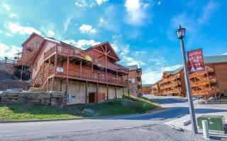 Jennies Cove - Pigeon Forge - 7