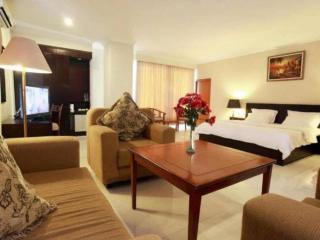 Plaza Hotel Tegal - 4