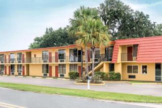 Econo Lodge Live Oak - Live Oak - 1