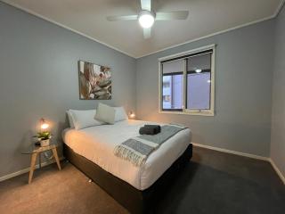 Complete Host Brooklands Apartments - Melbourne - 4