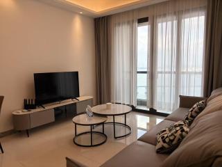 TheBess Hotel Tokyo is located adjacent to Singapore and offers a sea viewIt is a family business smart room with the sea view of Princess Bay富力公主湾 - Johor Bahru - 5