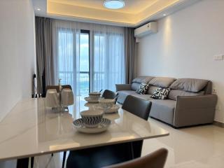 TheBess Hotel Tokyo is located adjacent to Singapore and offers a sea viewIt is a family business smart room with the sea view of Princess Bay富力公主湾 - Johor Bahru - 6