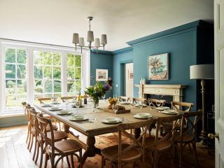 Large Manor House with Pool Hot Tub & Gardens - 6