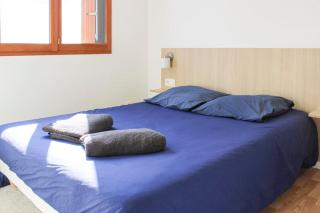 Large quiet apartment with balcony - 1