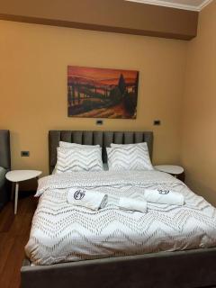 Prestige Hotel - Gjirokastër - 8