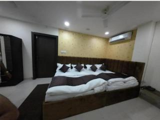 Hotel Shree Bhagwati - Ujjain - 6
