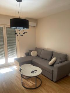 Alex 2210 - Podgorica - 1