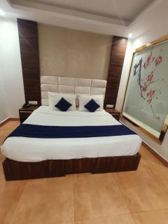 Hotel Melody - 1