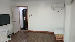Namhae Beach Hotel - 8